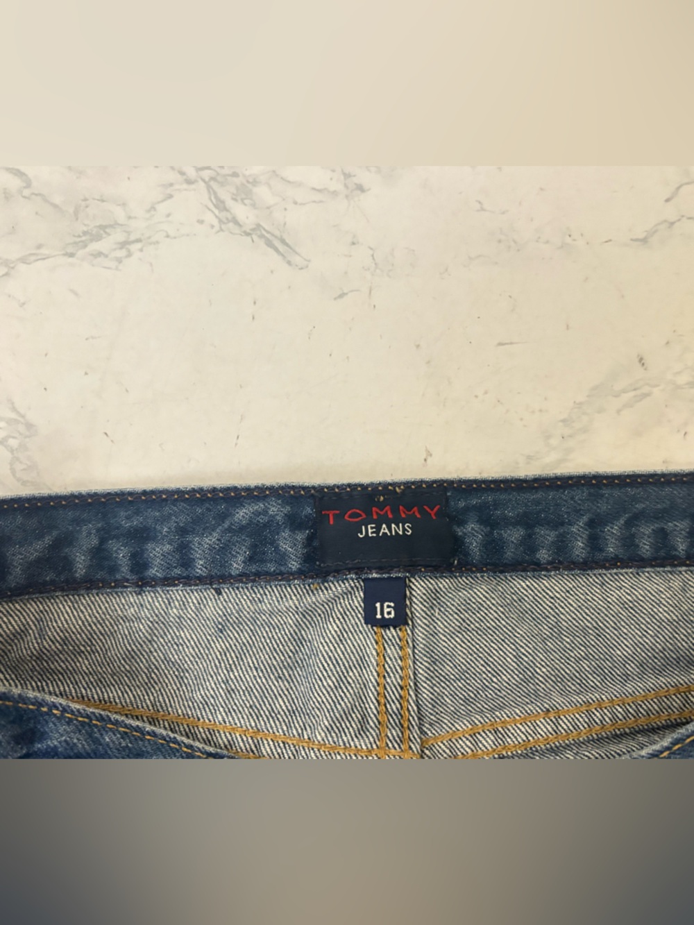 Tommy Hilfiger Cuffed Denim Boyfriend Shorts Logo Girls Size 16 Dark Blue - Picture 3 of 5